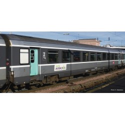 Voiture Corail 2ème Classe "Intercités" B10rtu SNCF, HO - Roco